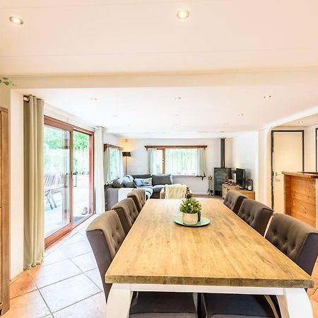 Spacious Wooden Cottage With Infra-Red Sauna At Veluwe Putten Buitenkant foto
